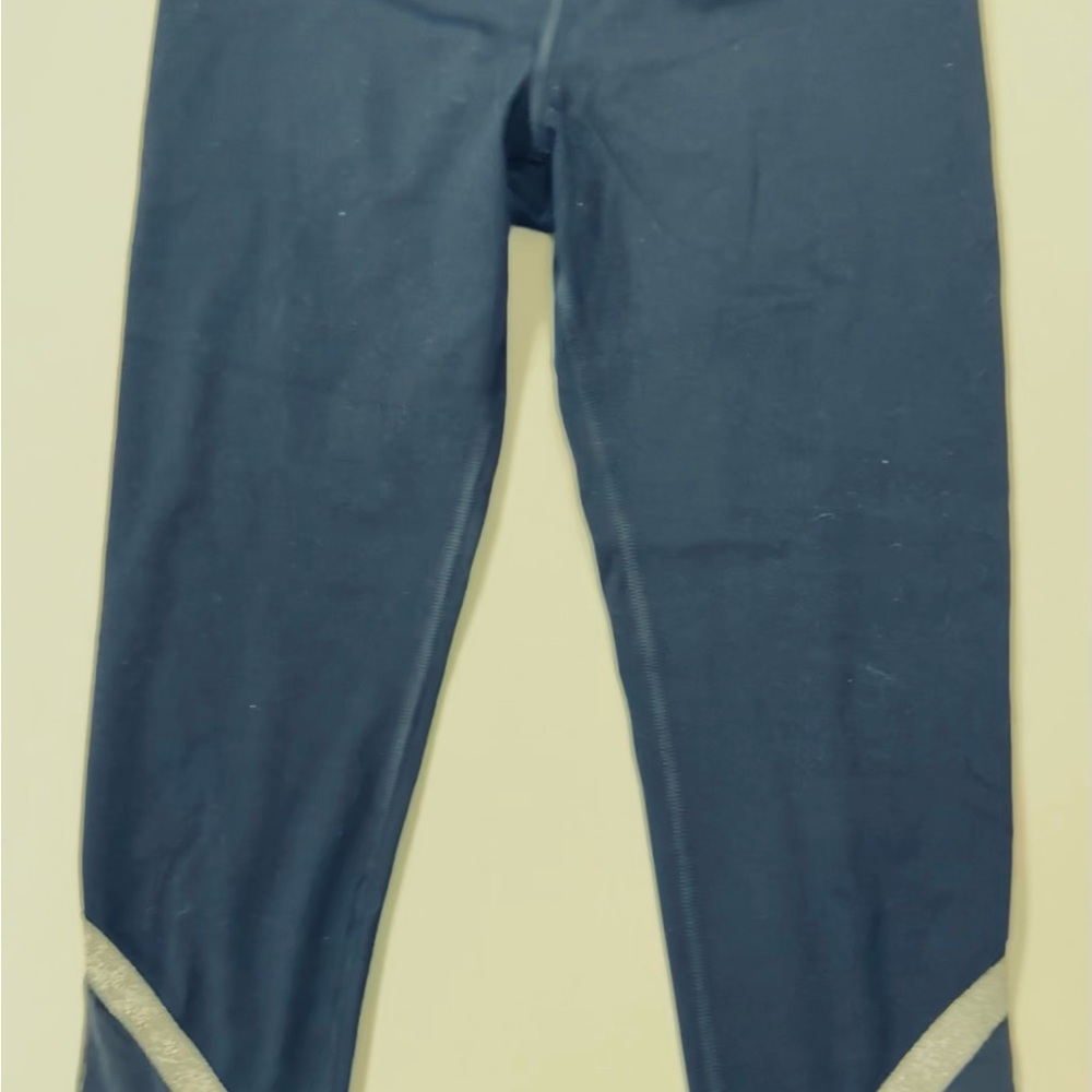 Victoria Sport Women’s Navy Blue Leggings with Sheer & Silver Accents size small